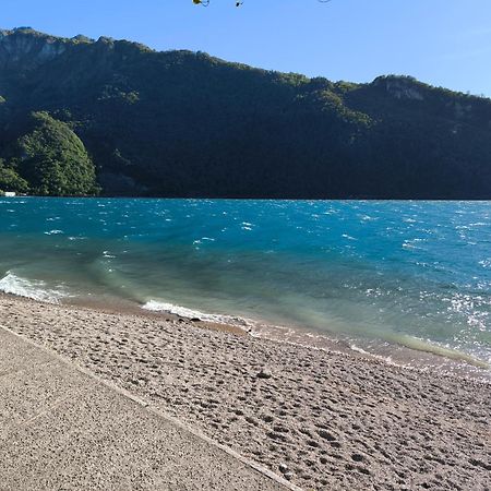 La Meridiana Sul Lago اباديا لاريانا الغرفة الصورة